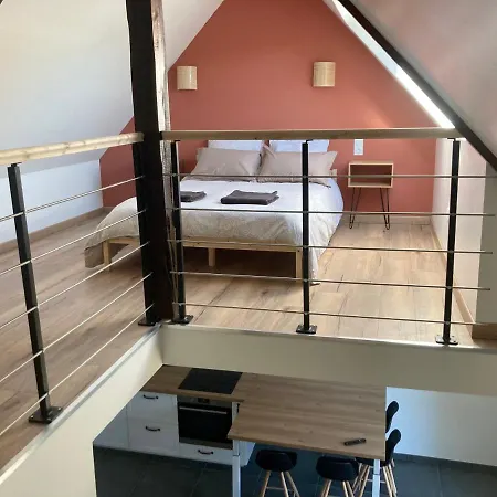 Holiday home Gite « la Hulotte 2 » Proche Du Mont Saint Michel *